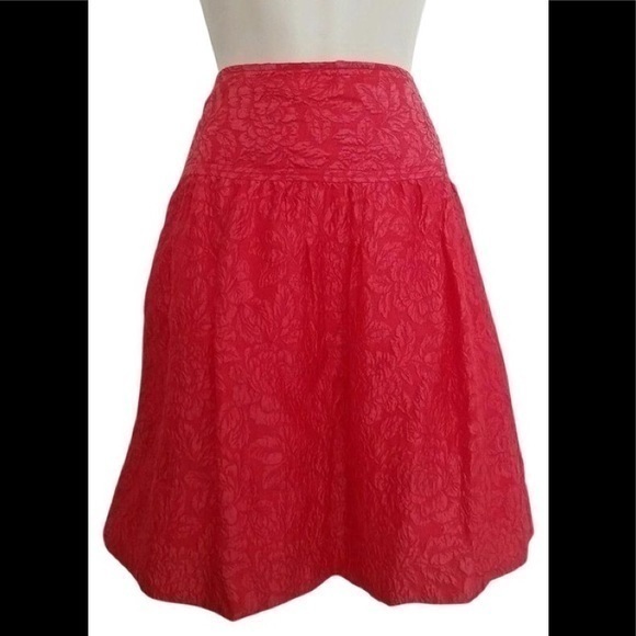 FINAL SALE NWOT BCBGMAXAZRIA Raspberry “Kacie” Jacquard Skirt Size 2 - Picture 1 of 11